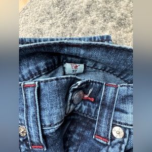 True Religion Slim 32